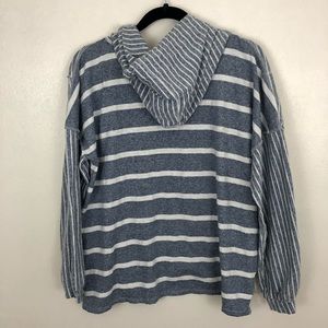 UMGEE women’s long sleeve striped hooded shirt S